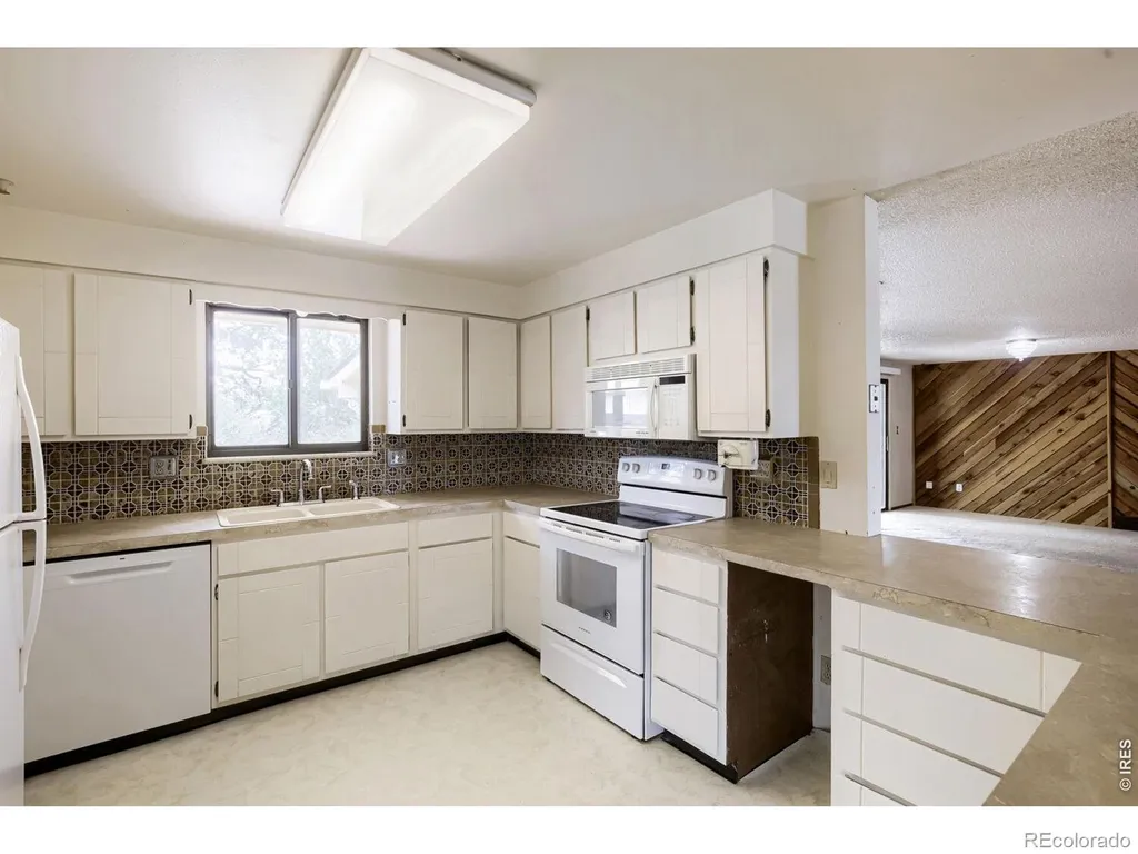 229 22nd Street SE Loveland CO 80537