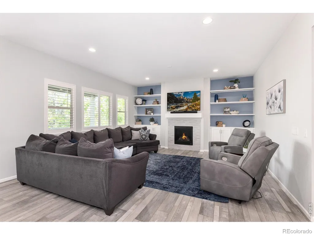 6807 S Riverwood Way Aurora CO 80016