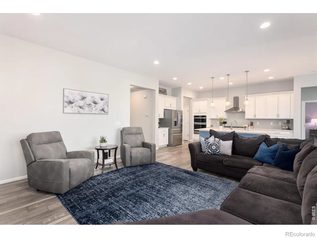 6807 S Riverwood Way Aurora CO 80016