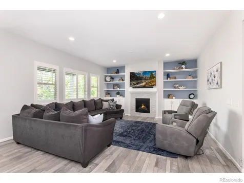 6807 S Riverwood Way Aurora CO 80016