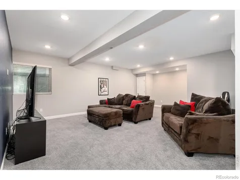 6807 S Riverwood Way Aurora CO 80016
