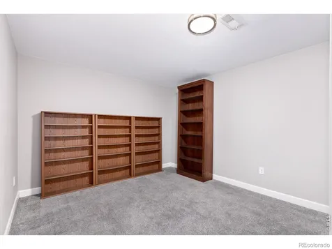 6807 S Riverwood Way Aurora CO 80016