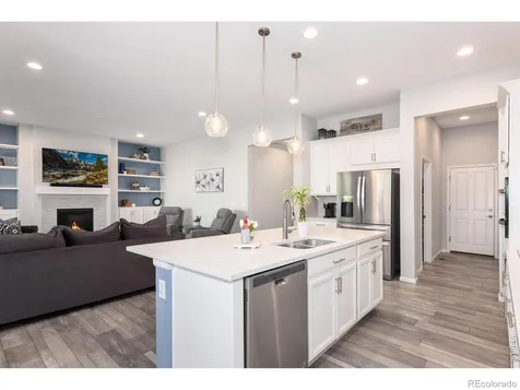 6807 S Riverwood Way Aurora CO 80016