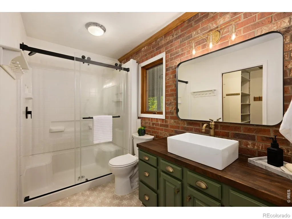 1607 Centennial Road Fort Collins CO 80525
