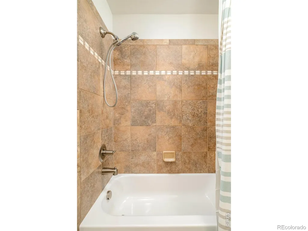 4121 Lonetree Court Boulder CO 80301