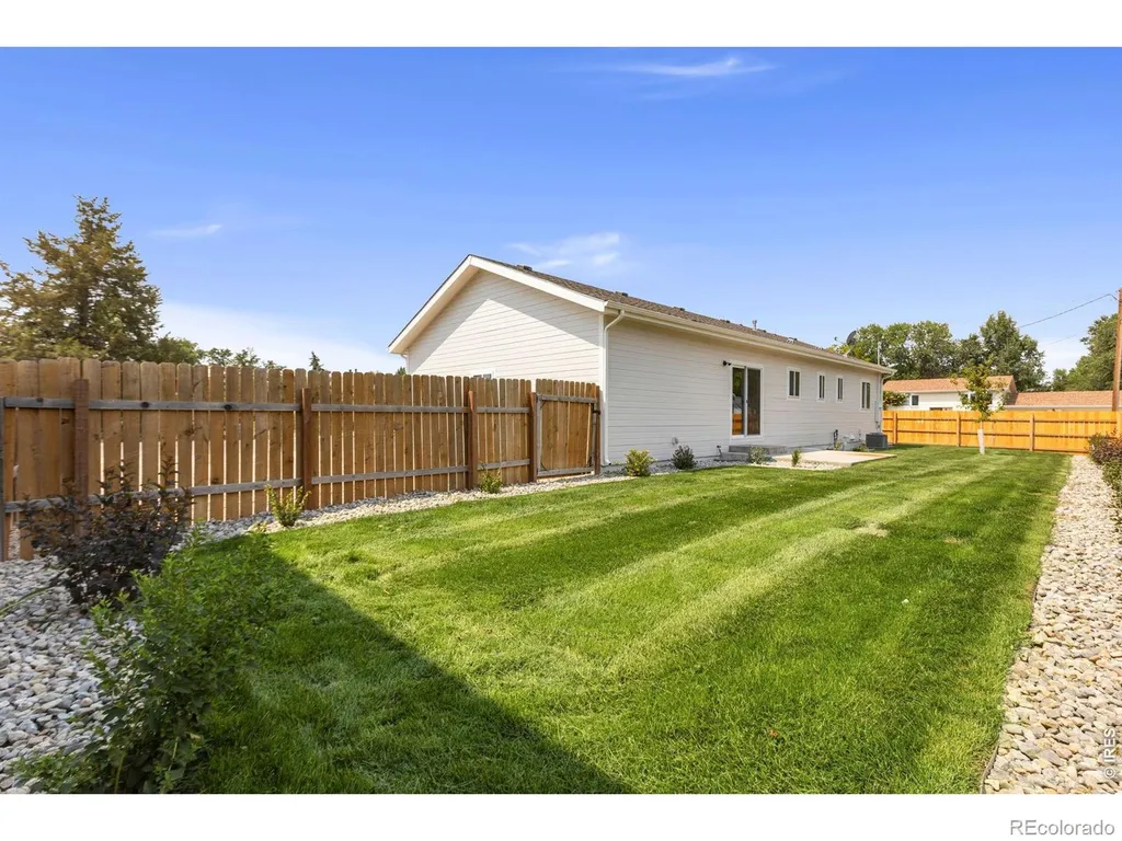 30 Locust Street Windsor CO 80550