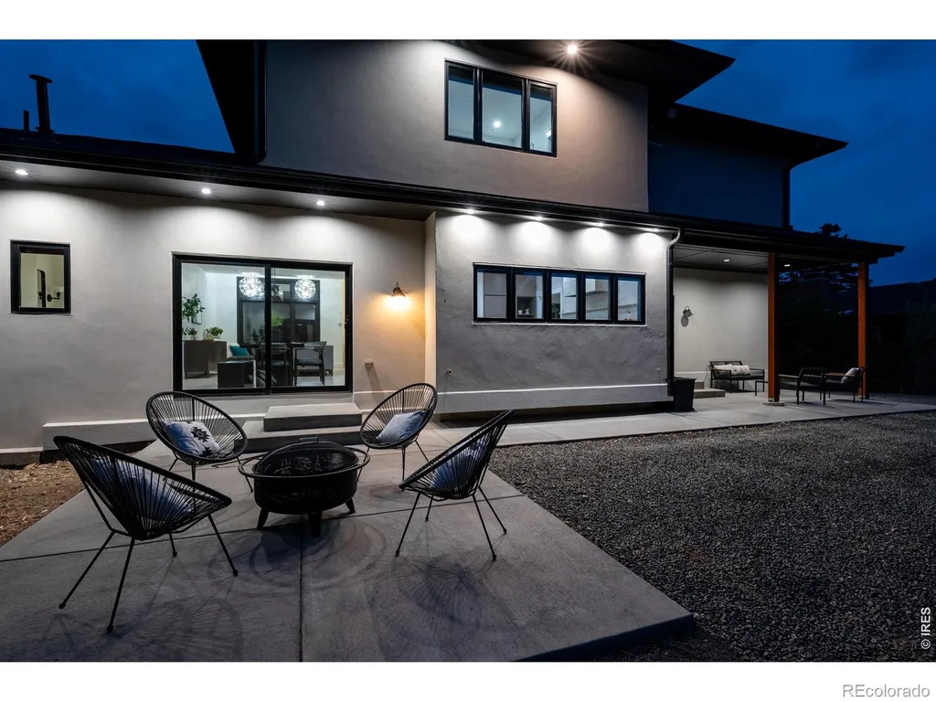 1118 Ravenwood Road Boulder CO 80303