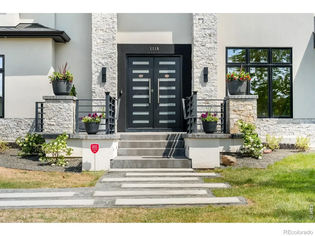 1118 Ravenwood Road Boulder CO 80303