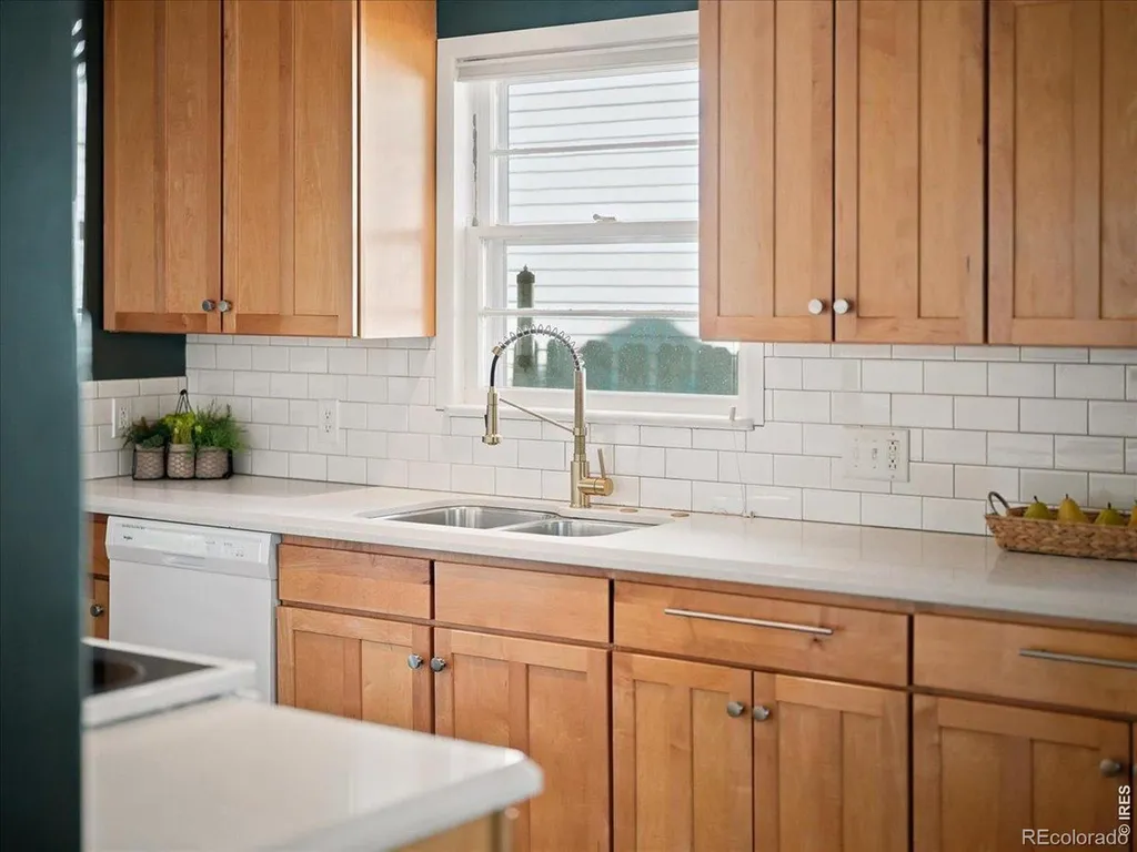 835 W 5th Street Loveland CO 80537