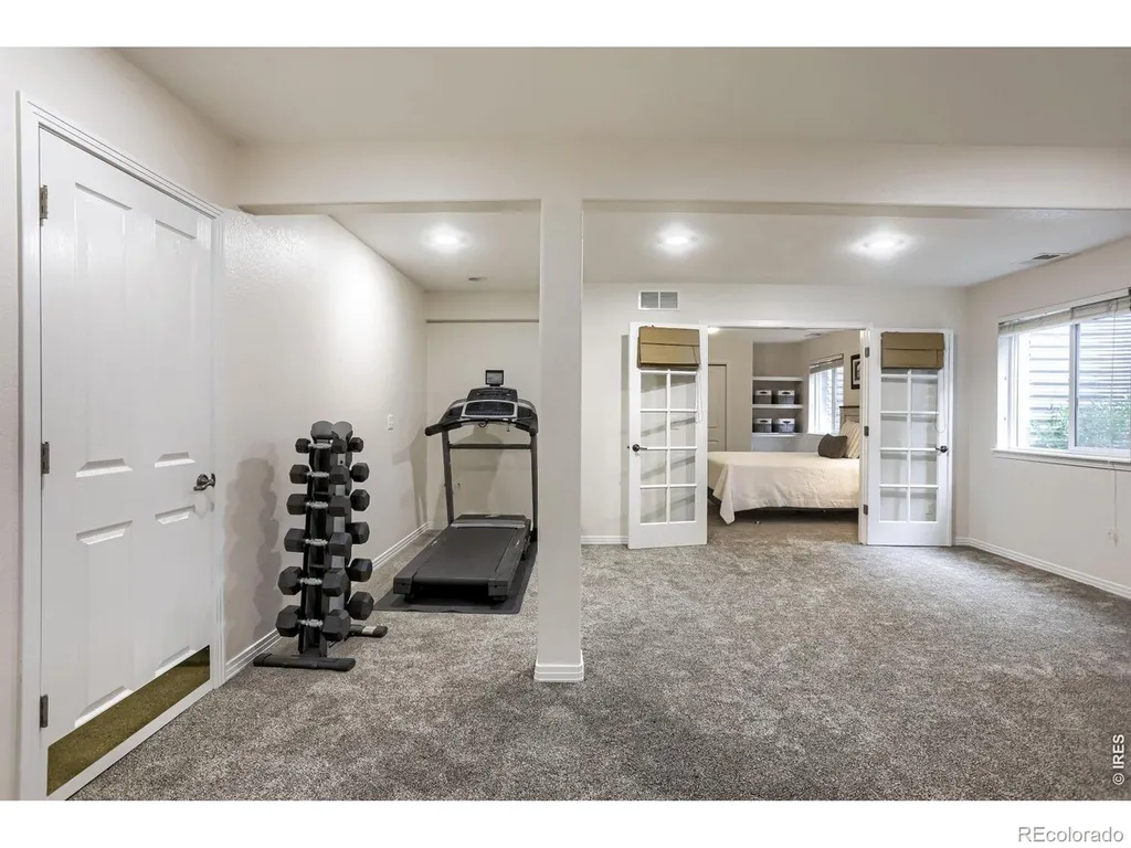 830 Tanager Circle Longmont CO 80504