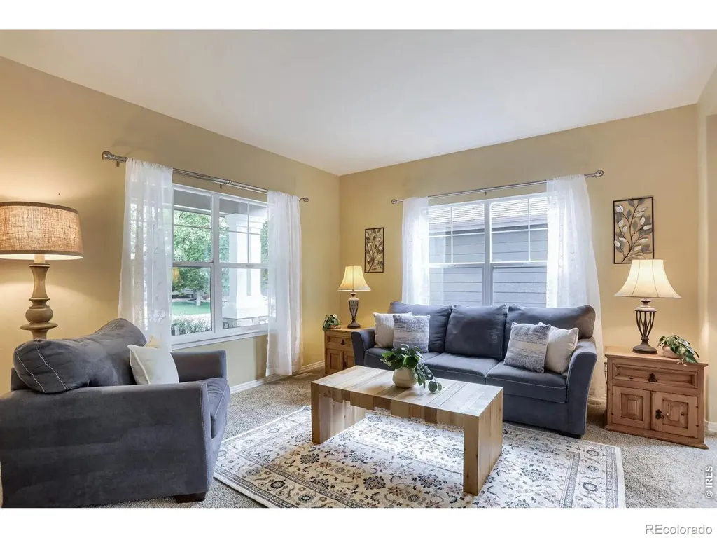 830 Tanager Circle Longmont CO 80504