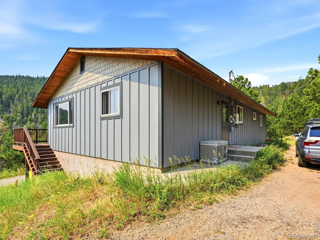 32307 Sylvan Road Golden CO 80403