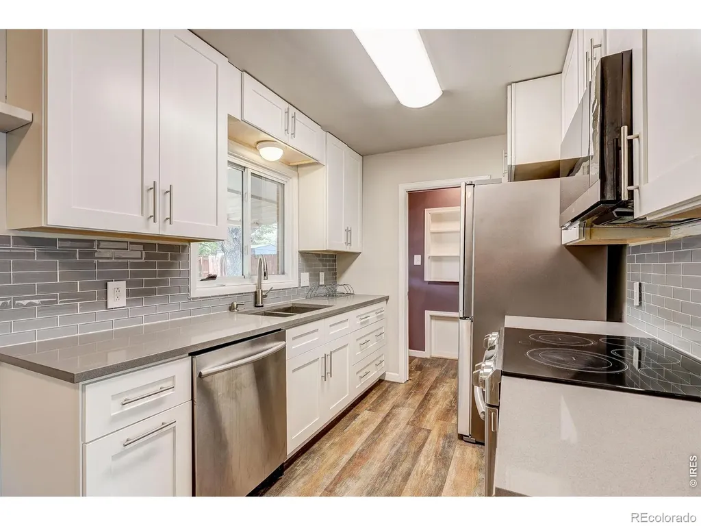 1827 Collyer Street Longmont CO 80501