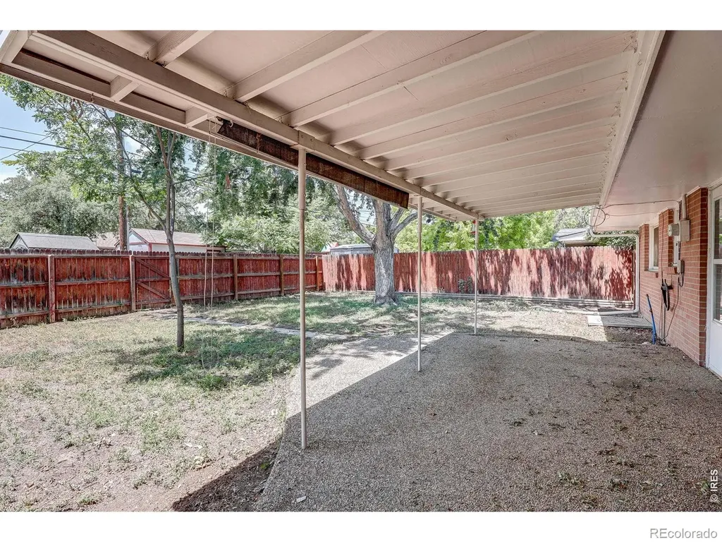 1827 Collyer Street Longmont CO 80501