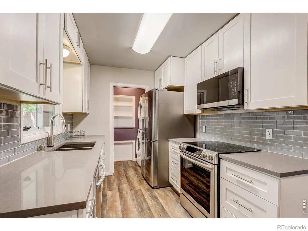 1827 Collyer Street Longmont CO 80501