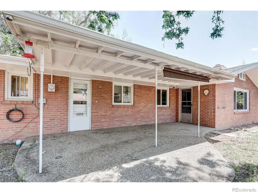 1827 Collyer Street Longmont CO 80501