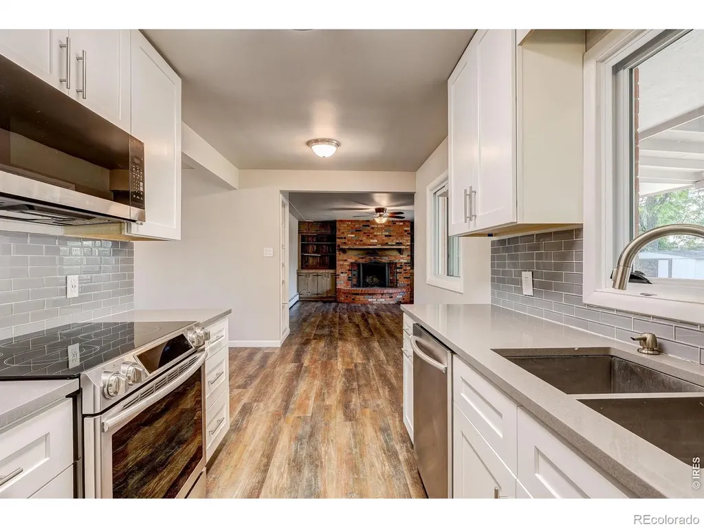 1827 Collyer Street Longmont CO 80501