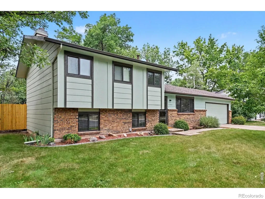 3231 Meadowlark Avenue Fort Collins CO 80526