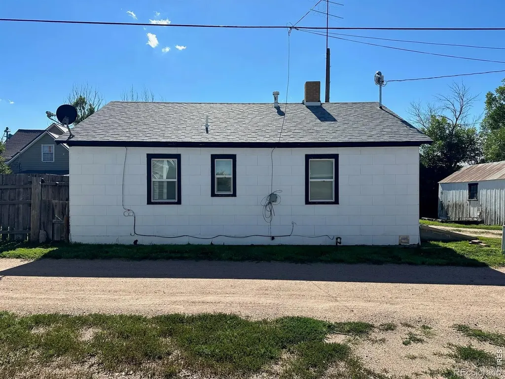 88 Cedar Avenue Akron CO 80720