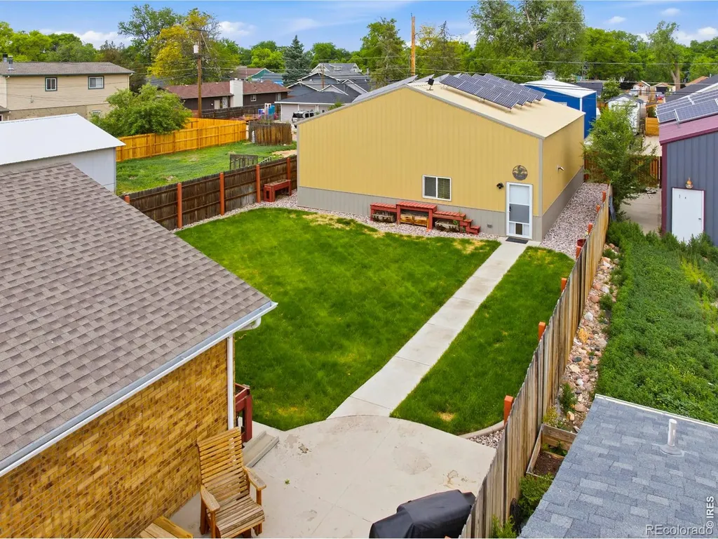 216 Chestnut Street Windsor CO 80550