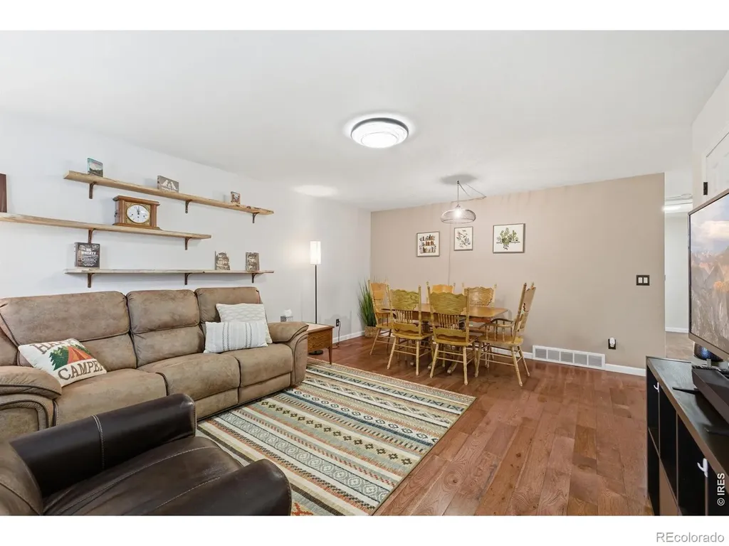 216 Chestnut Street Windsor CO 80550