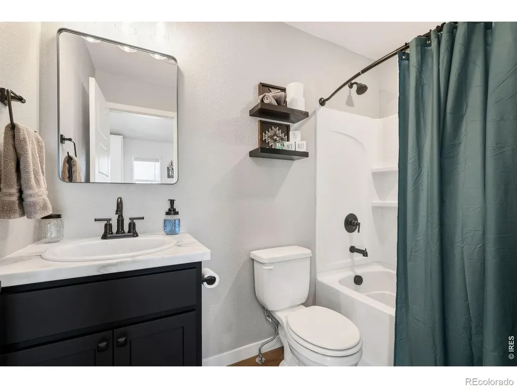 515 Condor Way Johnstown CO 80534