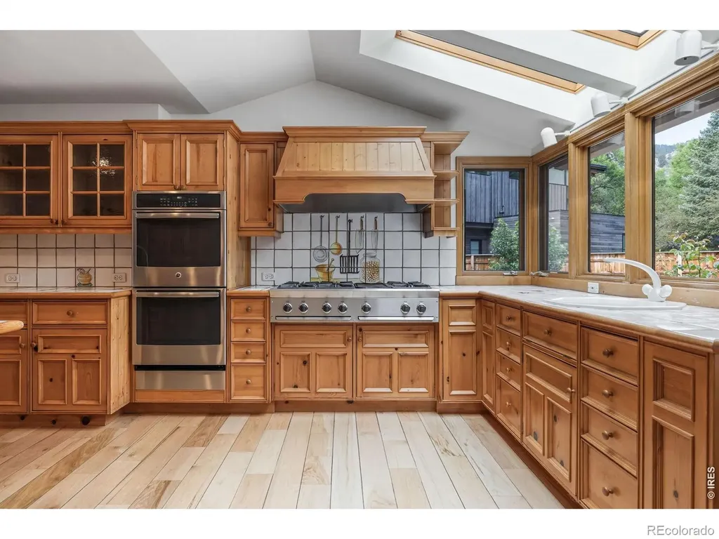 543 Linden Park Drive Boulder CO 80304