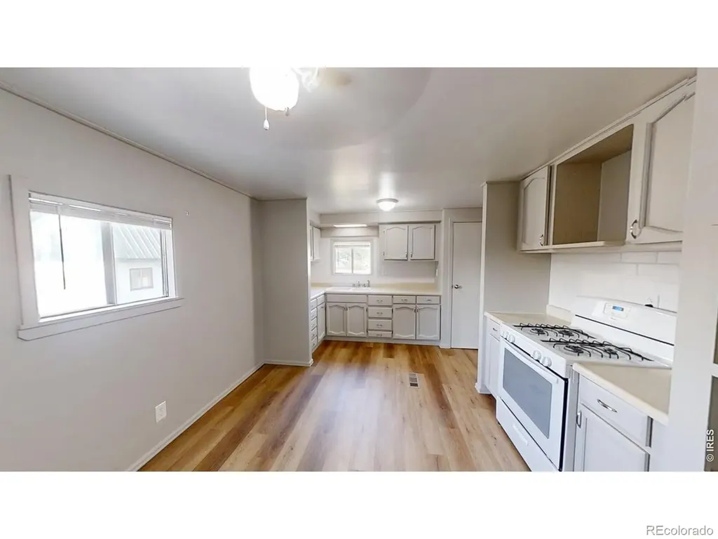 114 Linden Drive Log Lane Village CO 80705