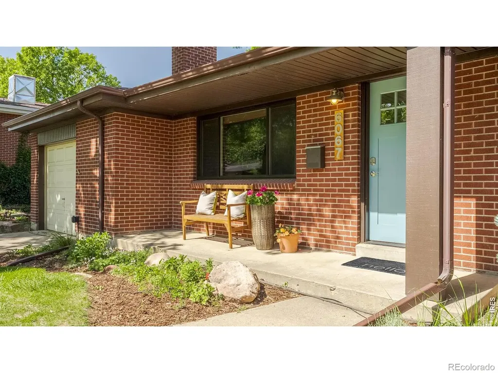 6067 Owens Street Arvada CO 80004