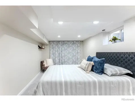 6067 Owens Street Arvada CO 80004