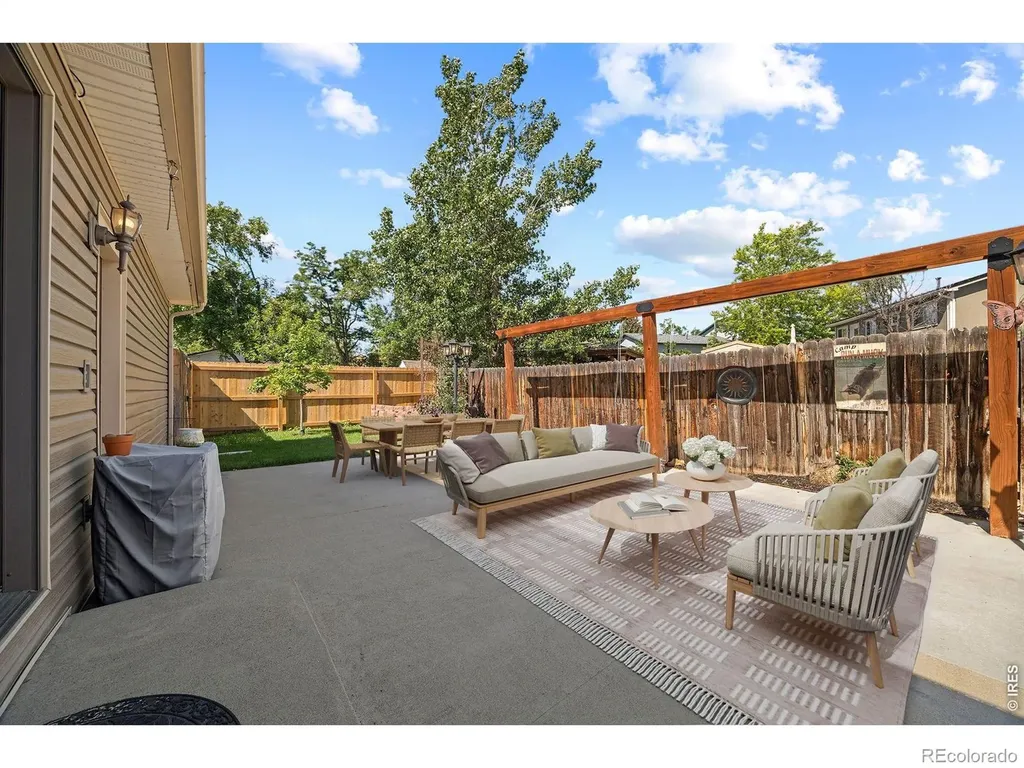 10429 Owens Circle Broomfield CO 80021