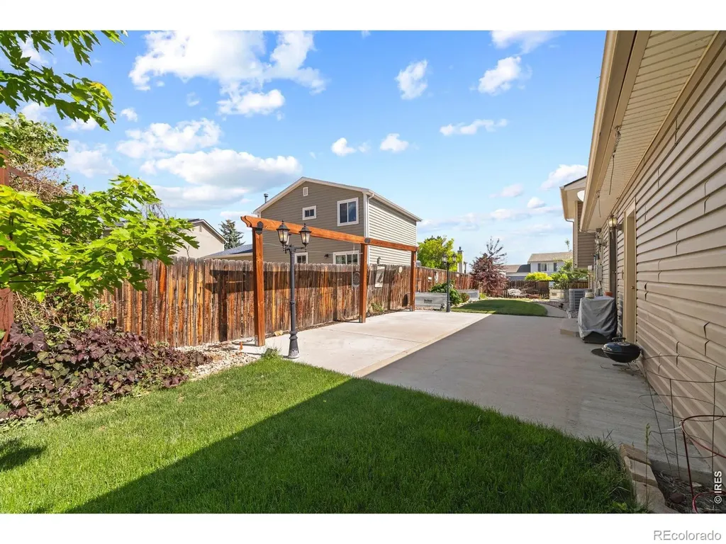 10429 Owens Circle Broomfield CO 80021