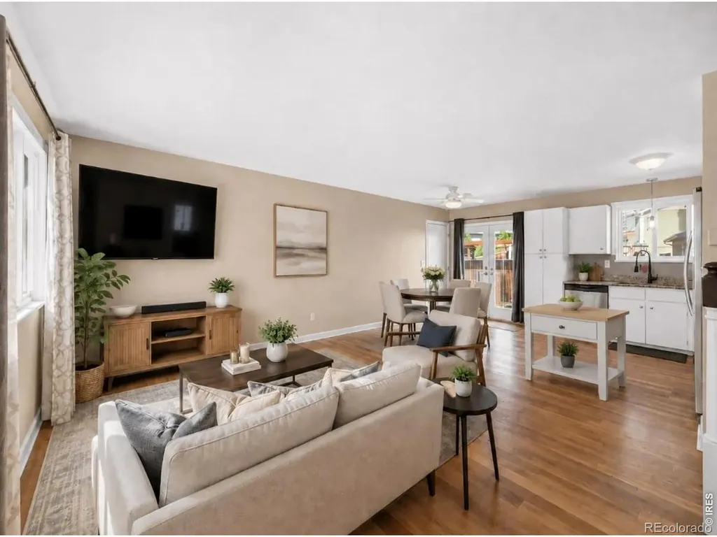10429 Owens Circle Broomfield CO 80021