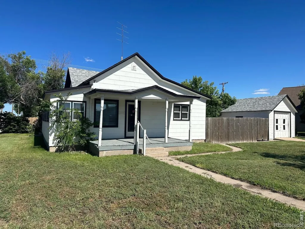 90 Cedar Avenue Akron CO 80720