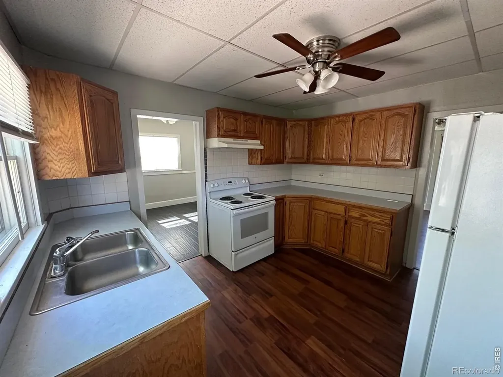 90 Cedar Avenue Akron CO 80720