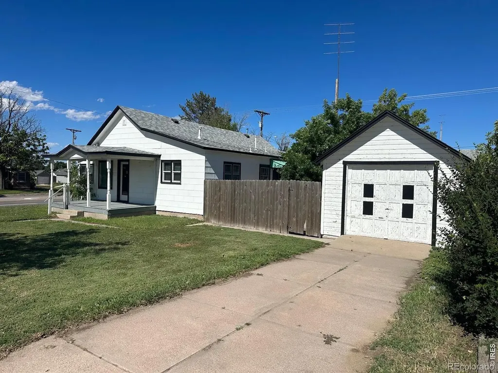 90 Cedar Avenue Akron CO 80720