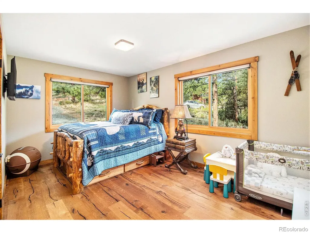 270 Choctaw Road Lyons CO 80540