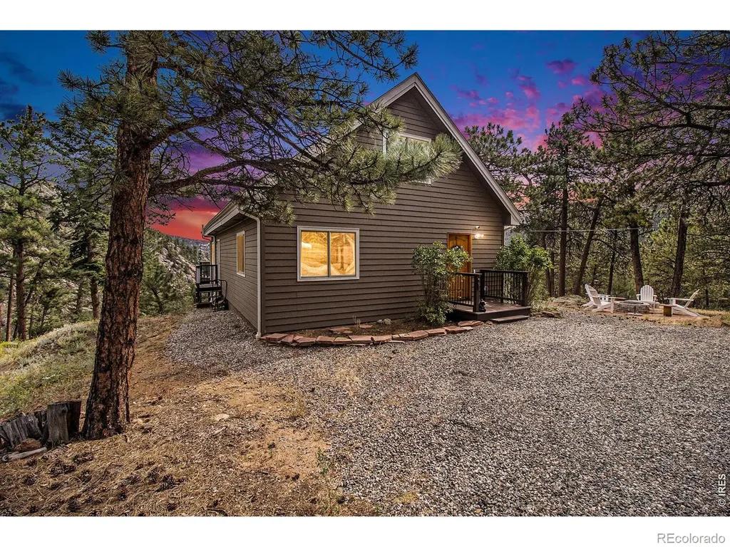 270 Choctaw Road Lyons CO 80540
