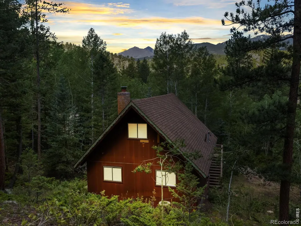 39 Hickory Drive Lyons CO 80540