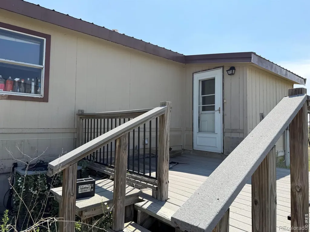 4868 County Road Ll.5 Idalia CO 80735