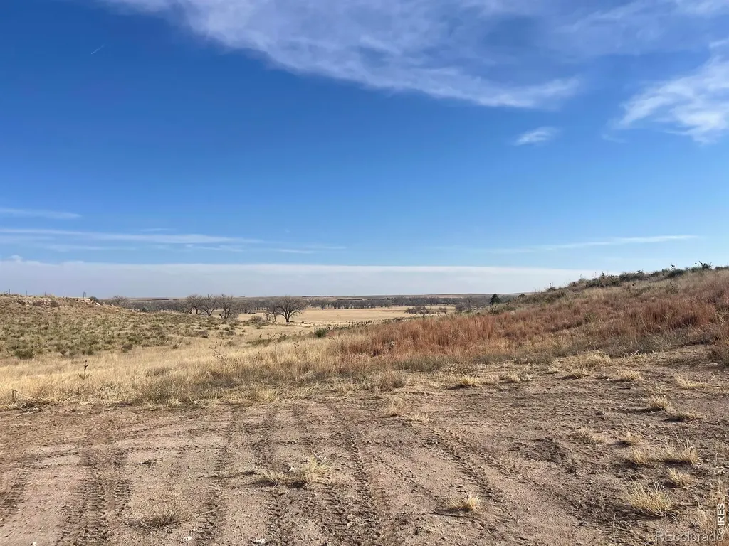 4868 County Road Ll.5 Idalia CO 80735