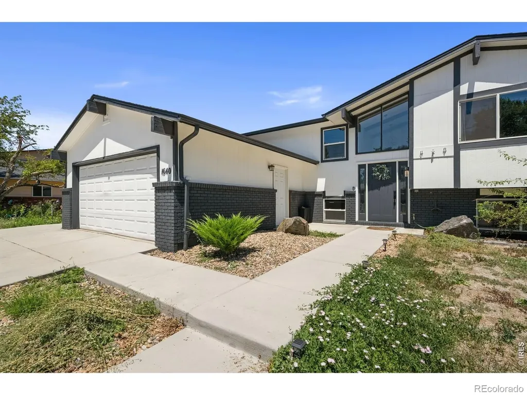 1640 Amherst Drive Longmont CO 80503