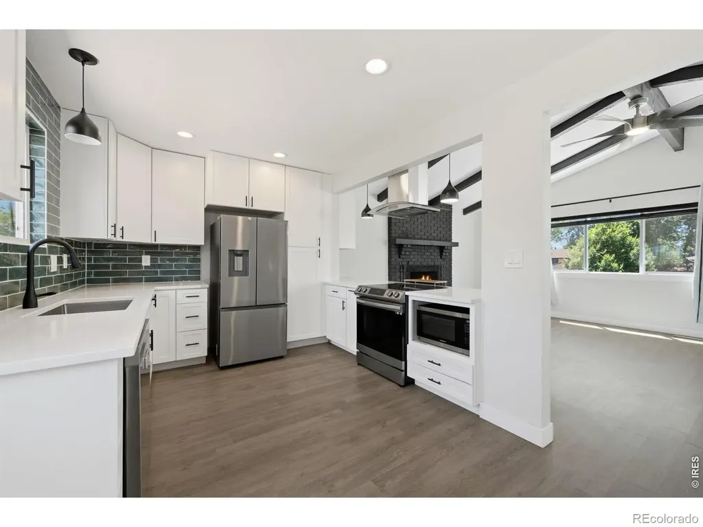 1640 Amherst Drive Longmont CO 80503