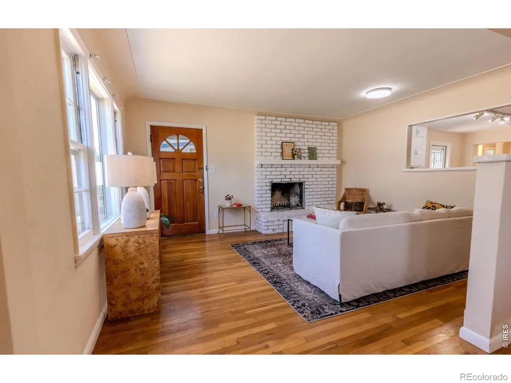 4077 S Washington Street Englewood CO 80113