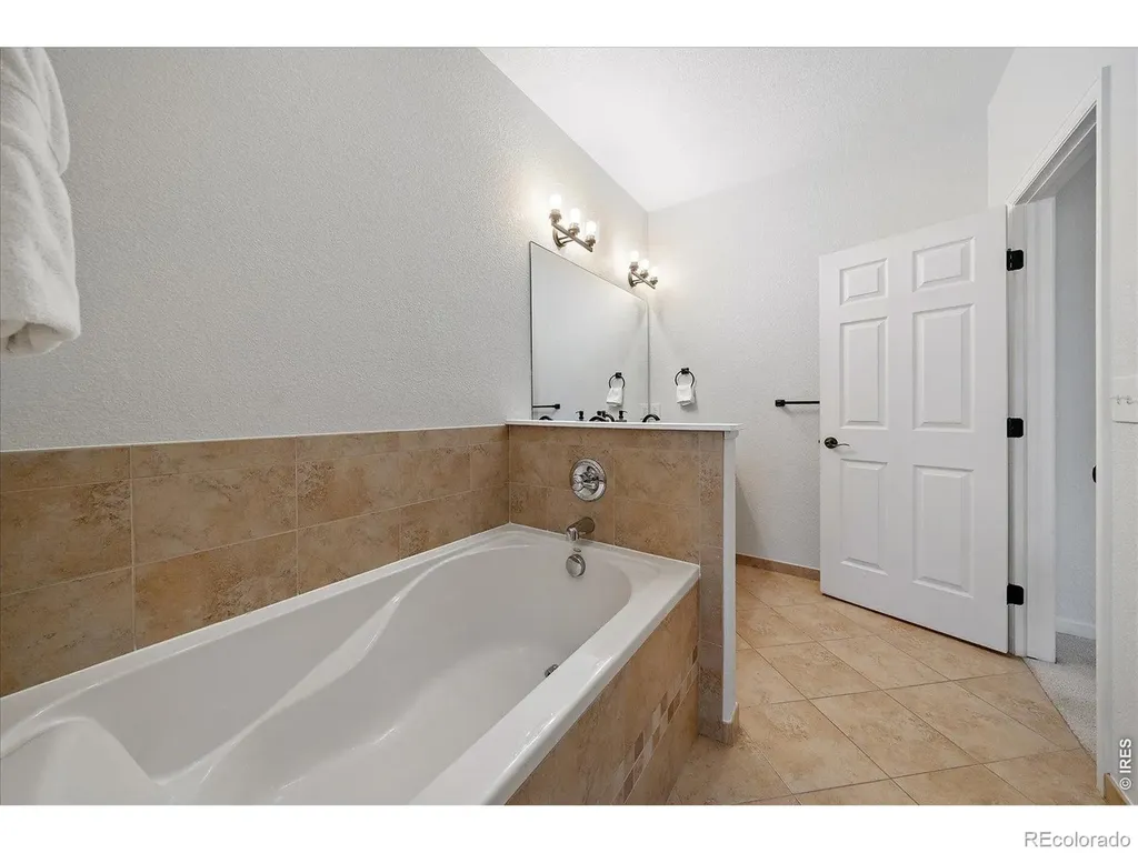 6737 W Yale Avenue Lakewood CO 80227