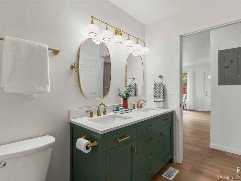 2301 N Shore Drive Longmont CO 80503