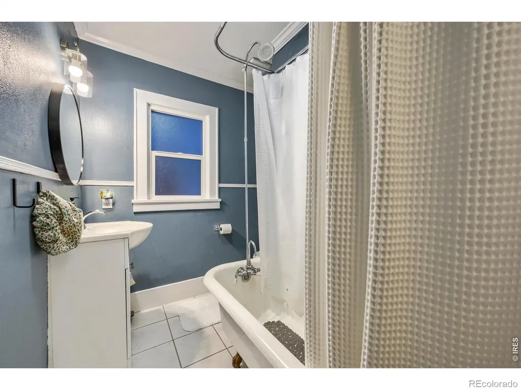 202 8th Avenue Longmont CO 80501