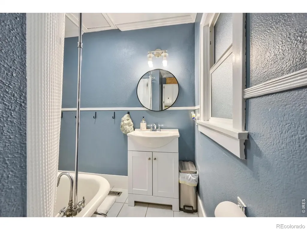 202 8th Avenue Longmont CO 80501