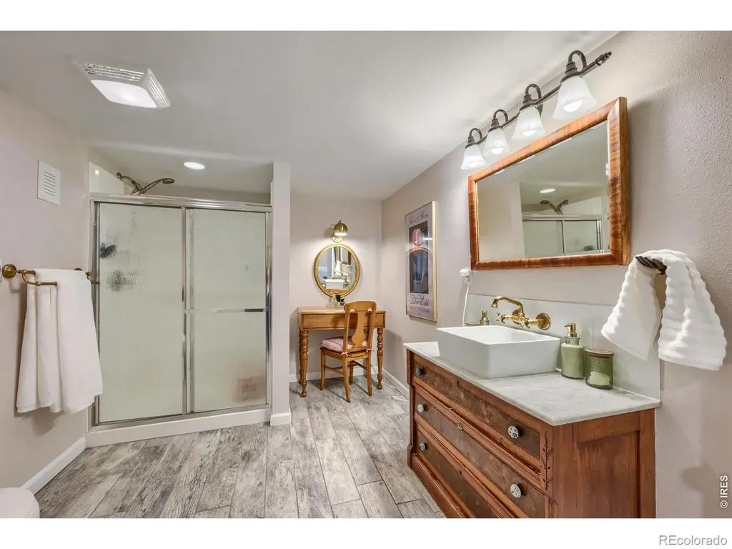 202 8th Avenue Longmont CO 80501