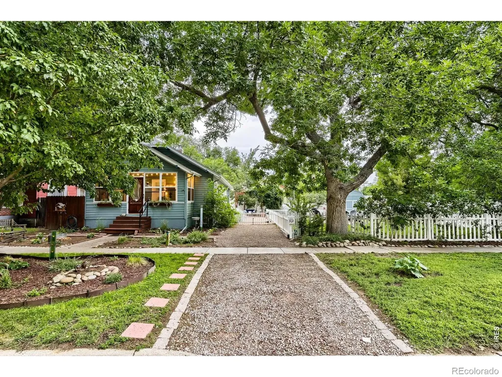 202 8th Avenue Longmont CO 80501